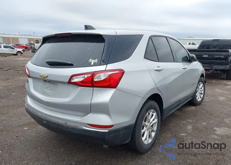 2018 Chevrolet Equinox Ls z USA, uszkodzony, nr VIN 2GNAXHEV5J6240308